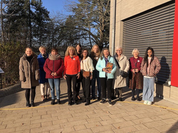 vorlesenr1.jpeg vorlesenr1.jpeg