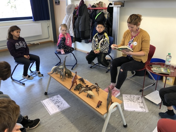 vorlesenr4.jpeg vorlesenr4.jpeg