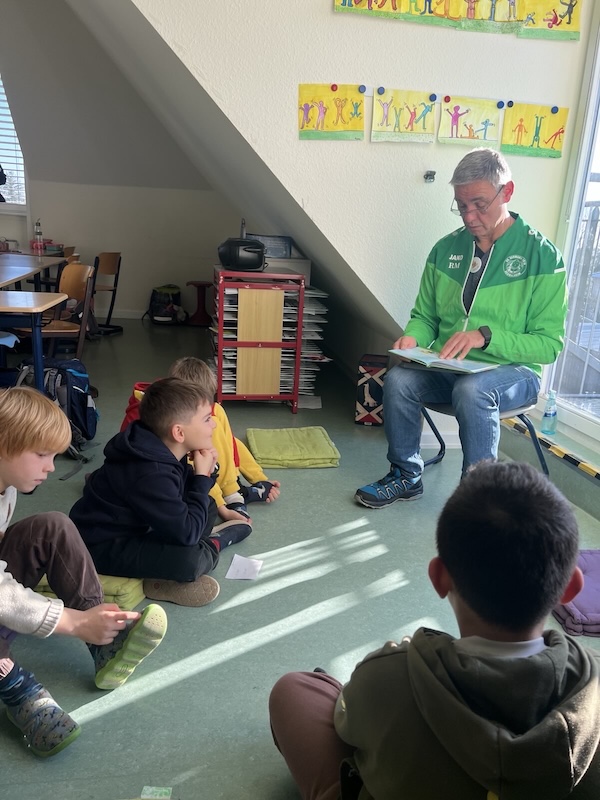 vorlesensch2.jpg vorlesensch2.jpg