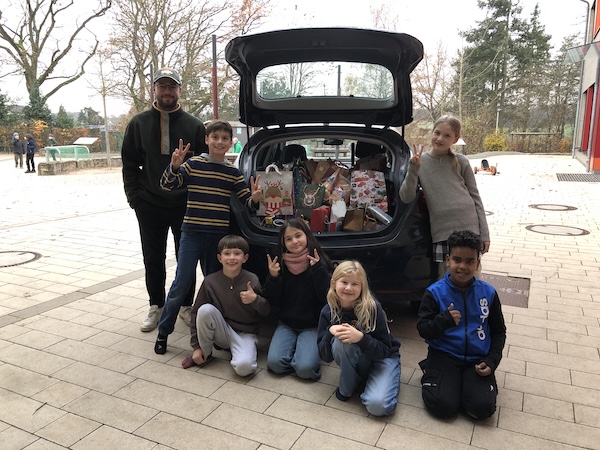 weihnachtspaeckchen1.jpeg weihnachtspaeckchen1.jpeg