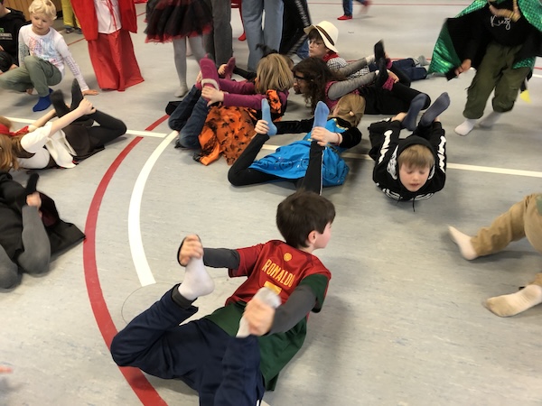 faschingr2.jpeg faschingr2.jpeg